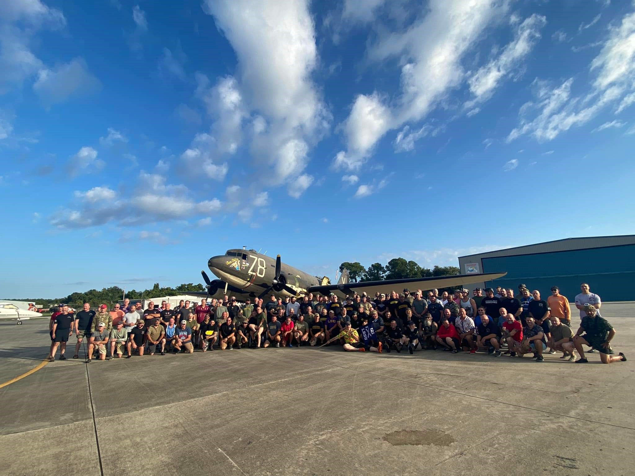 Group photo in front of Tico Belle